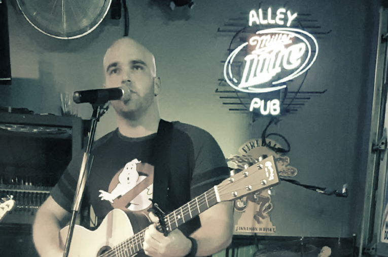 Alley Pub (Nashville) 8-29-15